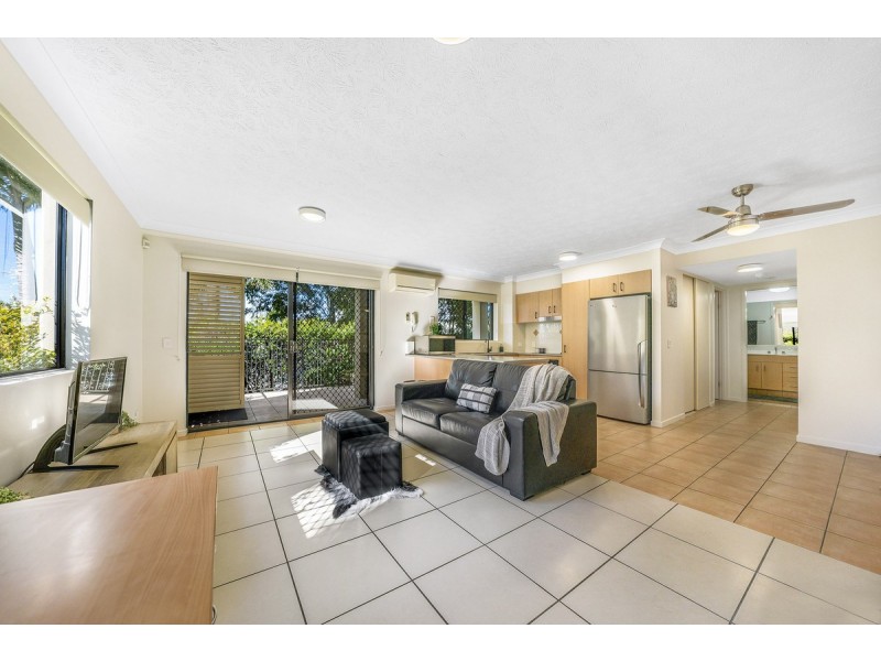 1/3 Tate Street, Southport QLD 4215