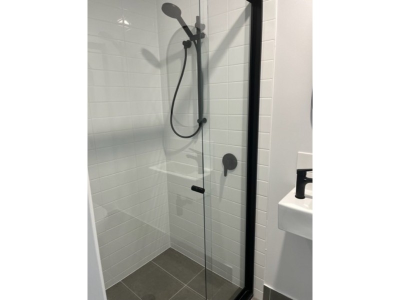 8/8 Strathaird Road, Bundall QLD 4217