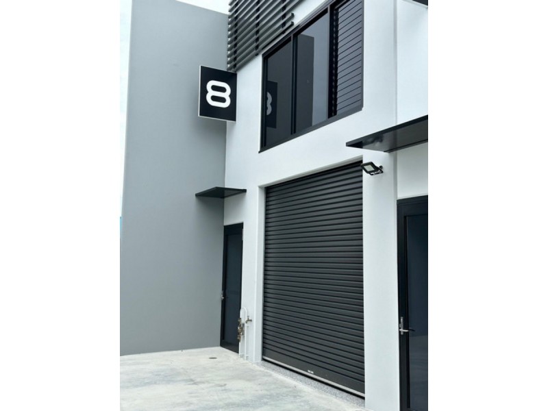 8/8 Strathaird Road, Bundall QLD 4217