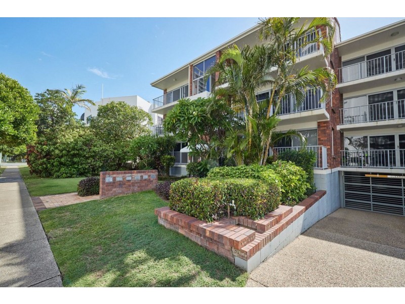 13/111 Old Burleigh Road, Broadbeach QLD 4218