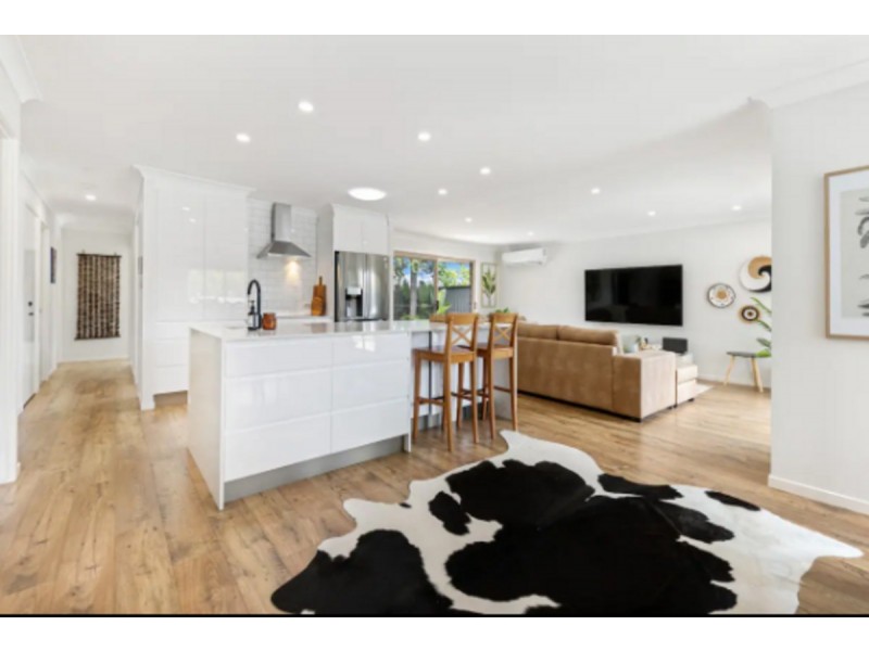 3 Goldvilla Drive, Elanora QLD 4221