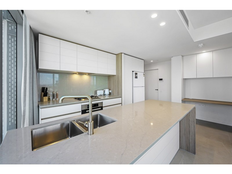 1206/12-18 Philip Avenue, Broadbeach QLD 4218