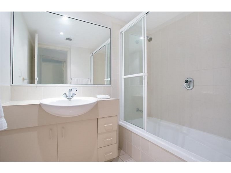 28/23 Wharf Road, Surfers Paradise QLD 4217