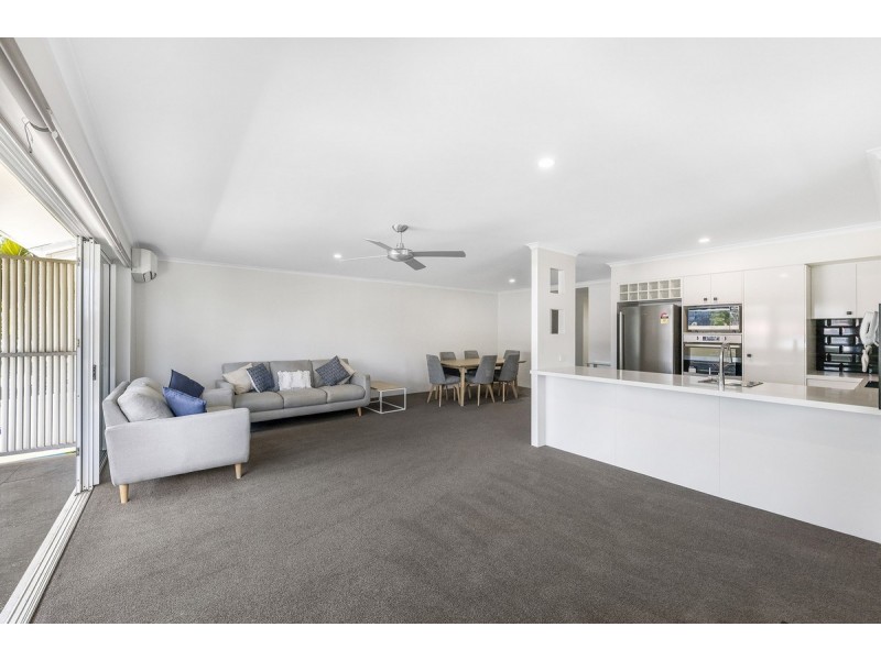 12/10-16 Alexandra Avenue, Mermaid Beach QLD 4218