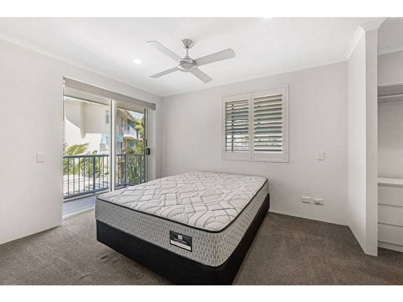 12/10-16 Alexandra Avenue, Mermaid Beach QLD 4218