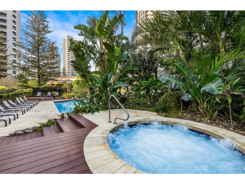 802/12 Enderley Avenue, Surfers Paradise QLD 4217