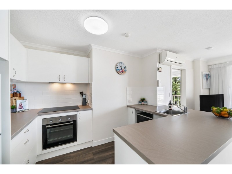 503/10 Vista Street, Surfers Paradise QLD 4217