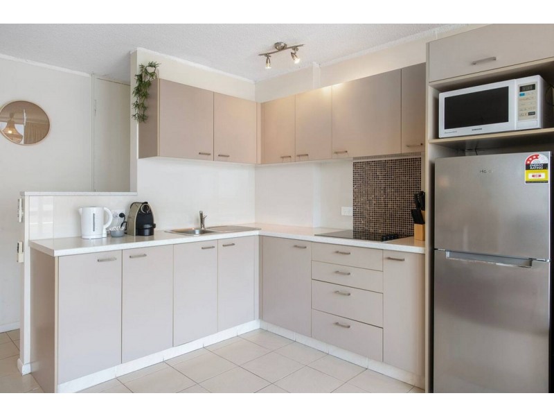 503/2 Queensland Avenue, Broadbeach QLD 4218