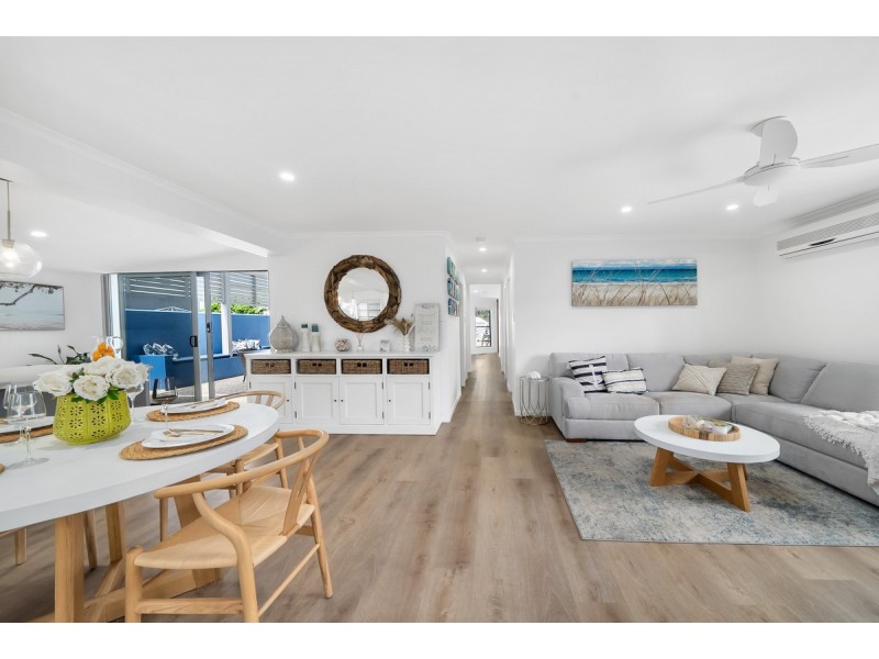 16 Skiff Street, Southport QLD 4215