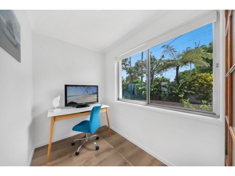 16 Skiff Street, Southport QLD 4215