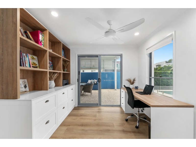 16 Skiff Street, Southport QLD 4215