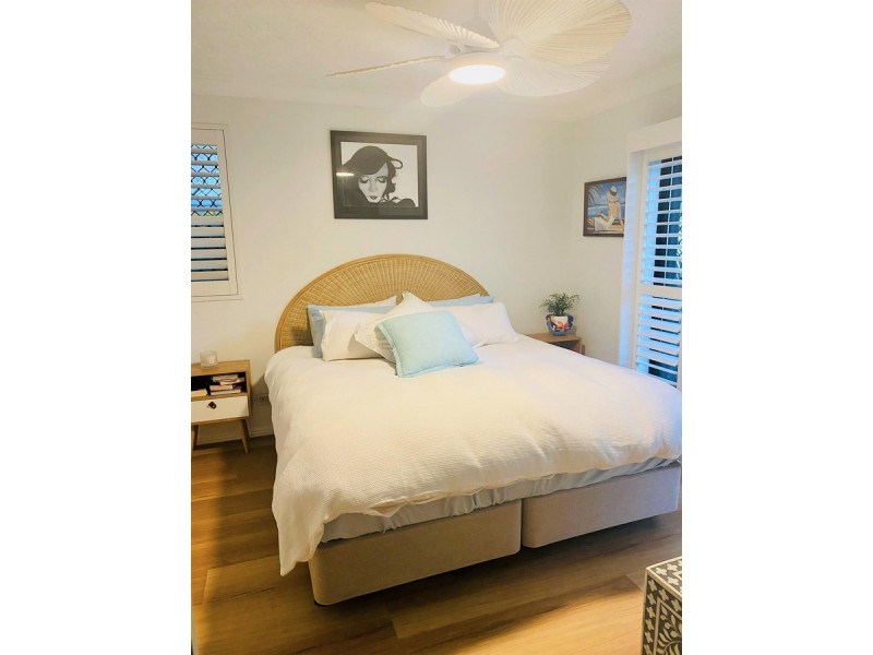 12/6 Fifth Avenue, Burleigh Heads QLD 4220