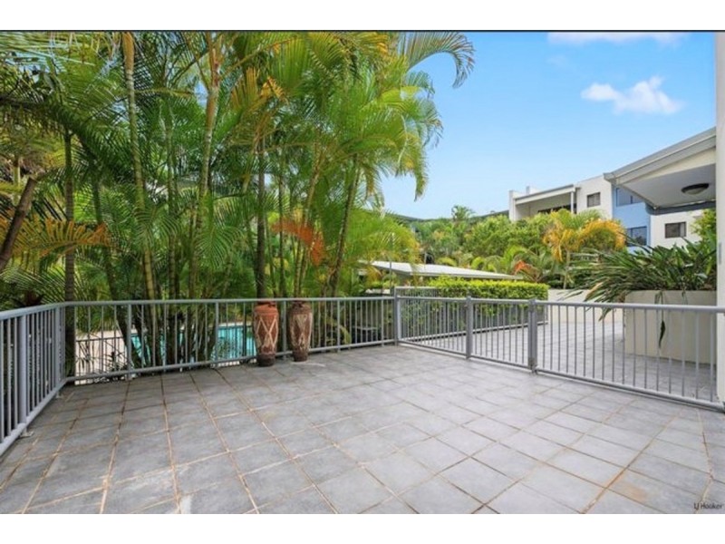 12/6 Fifth Avenue, Burleigh Heads QLD 4220