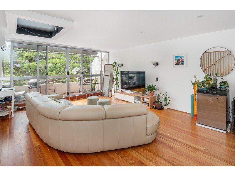 11/40-42 Britannia Avenue, Broadbeach QLD 4218