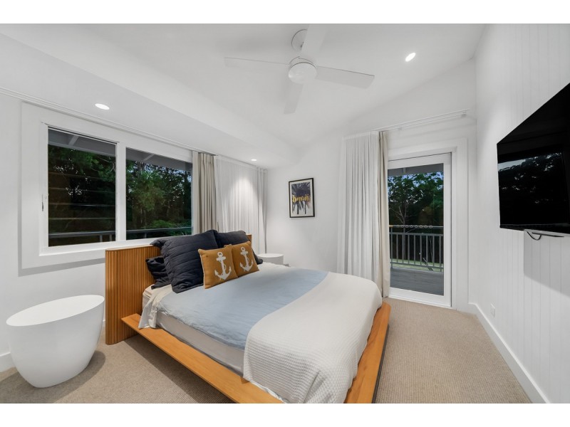 587 Guanaba Creek Road, Guanaba QLD 4210