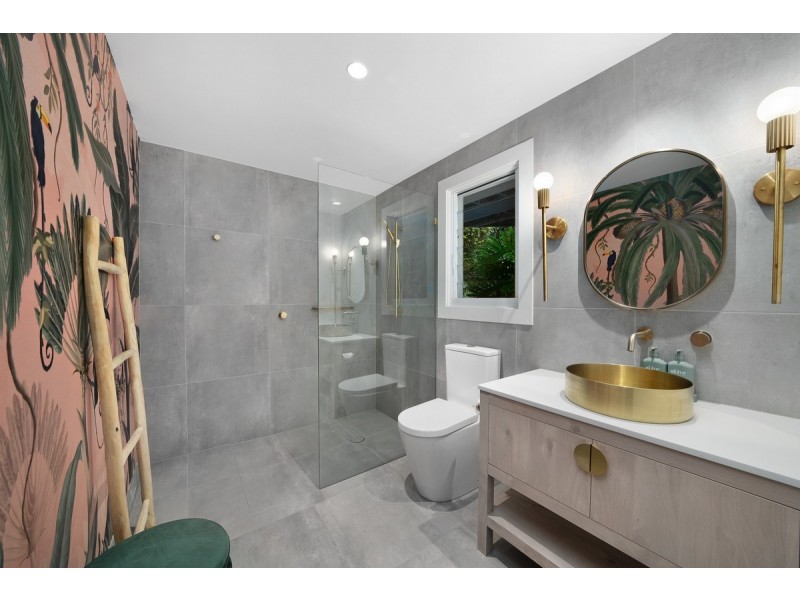 587 Guanaba Creek Road, Guanaba QLD 4210