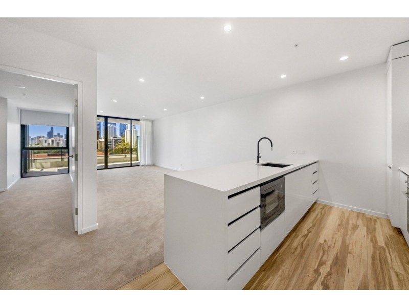 20/16-18 Chelsea Avenue, Broadbeach QLD 4218