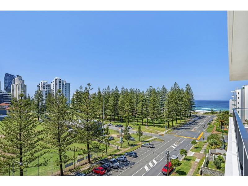20/16-18 Chelsea Avenue, Broadbeach QLD 4218