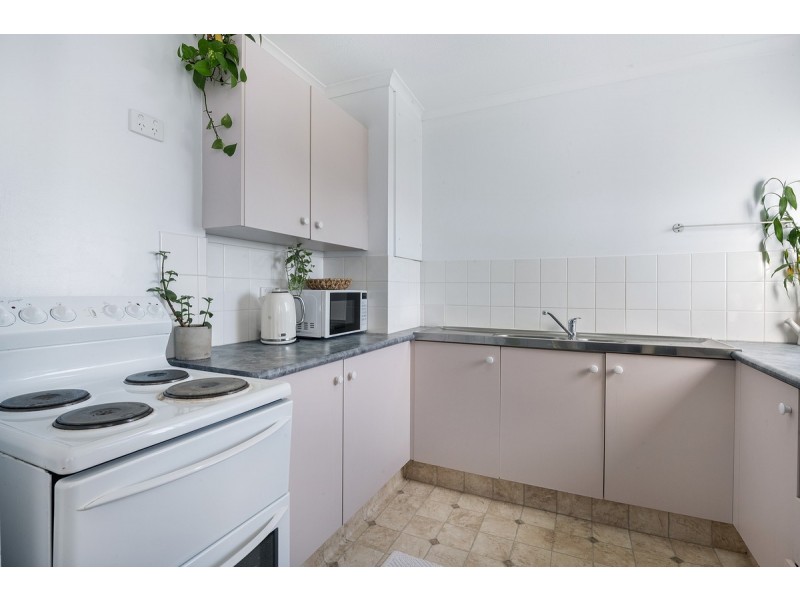 33/155 Old Burleigh Road, Broadbeach QLD 4218