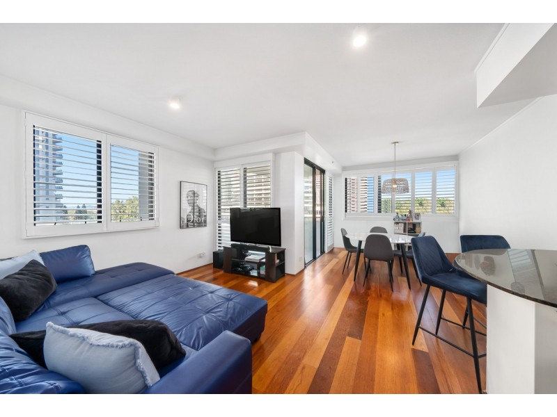 301/2685-2689 Gold Coast Highway, Broadbeach QLD 4218