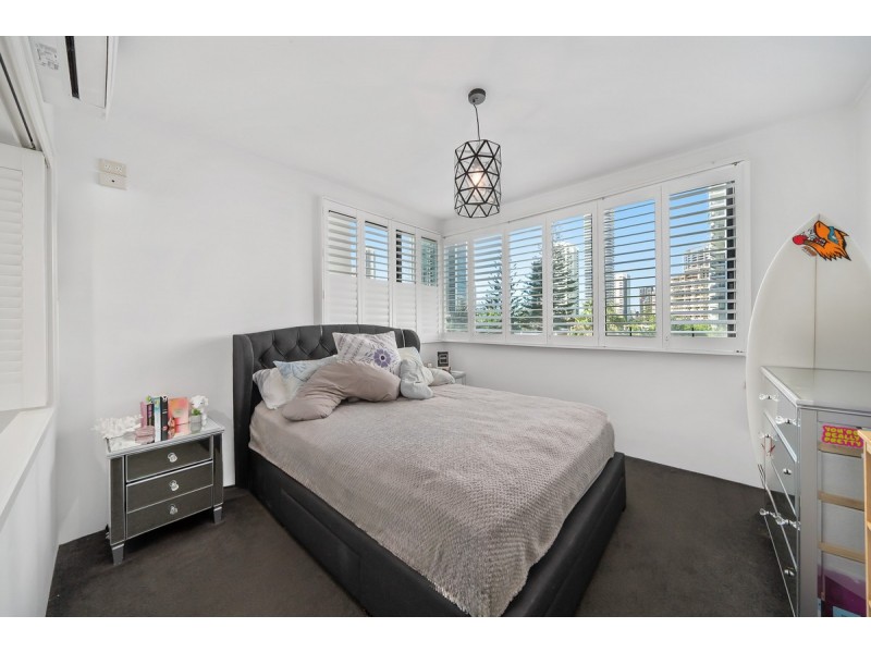 301/2685-2689 Gold Coast Highway, Broadbeach QLD 4218