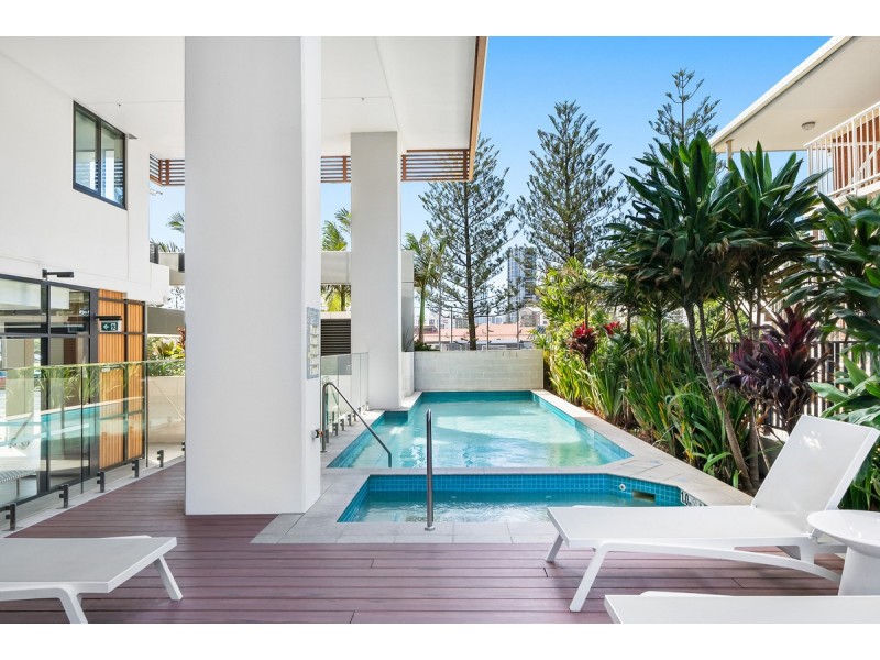 67/16-18 Chelsea Avenue, Broadbeach QLD 4218