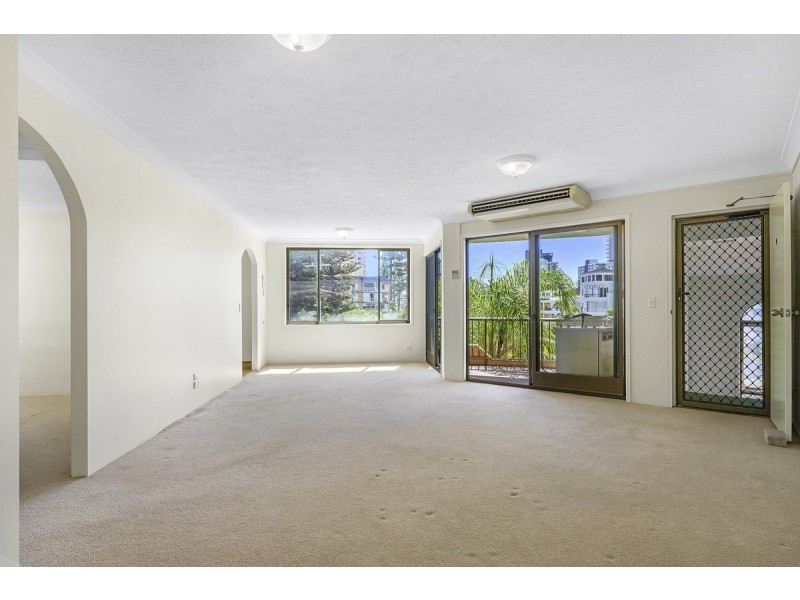 9/8-10 Queensland Avenue, Broadbeach QLD 4218