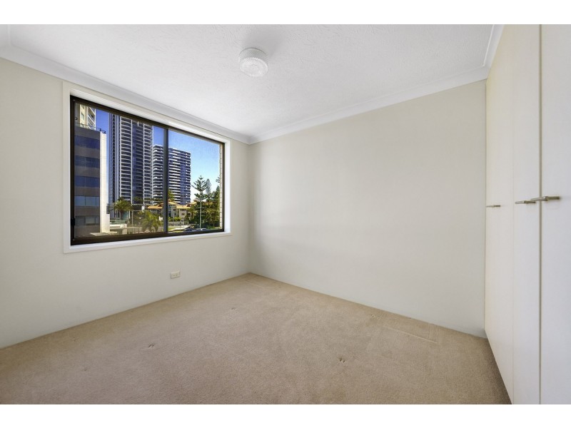 9/8-10 Queensland Avenue, Broadbeach QLD 4218