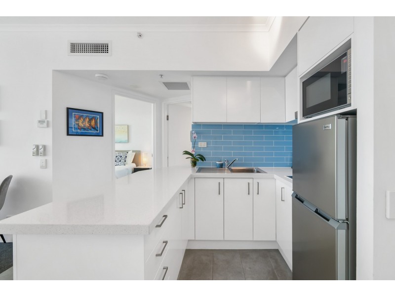 1001/46-52 Pacific Street, Main Beach QLD 4217