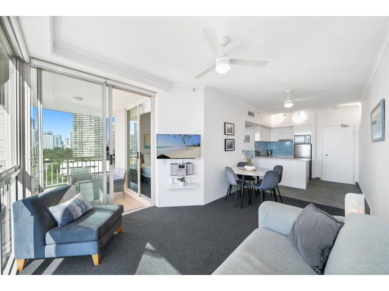 1001/46-52 Pacific Street, Main Beach QLD 4217