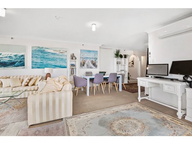 12C/1 Albert Avenue, Broadbeach QLD 4218