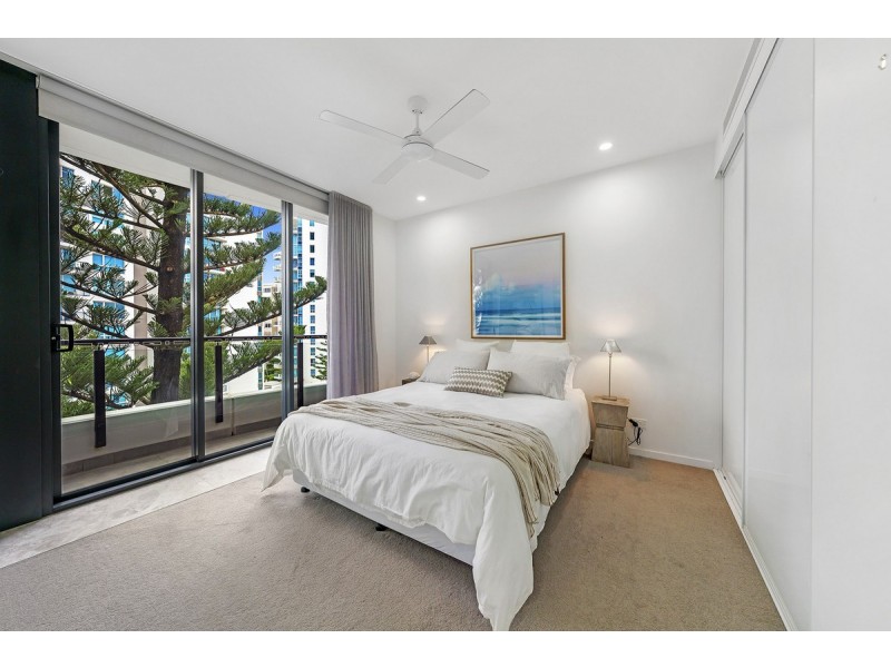 502/95 Old Burleigh Road, Broadbeach QLD 4218