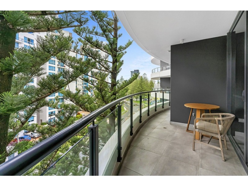 502/95 Old Burleigh Road, Broadbeach QLD 4218