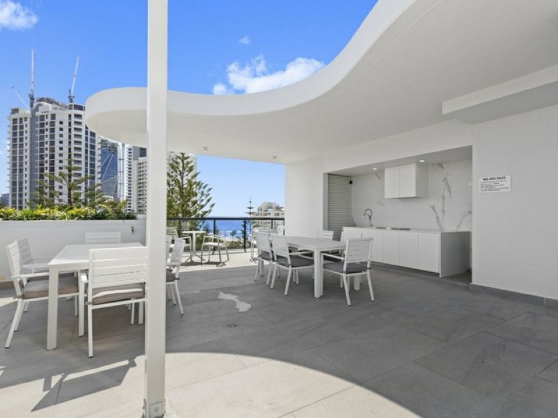 502/95 Old Burleigh Road, Broadbeach QLD 4218