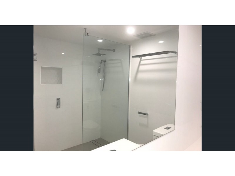 103/15 Victoria Avenue, Broadbeach QLD 4218