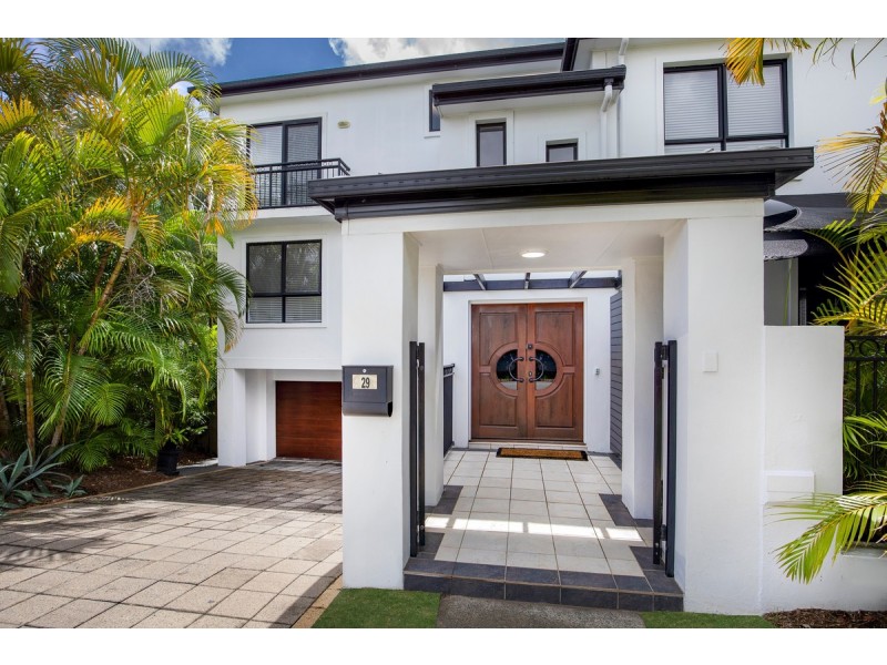 29 Redondo Avenue, Miami QLD 4220