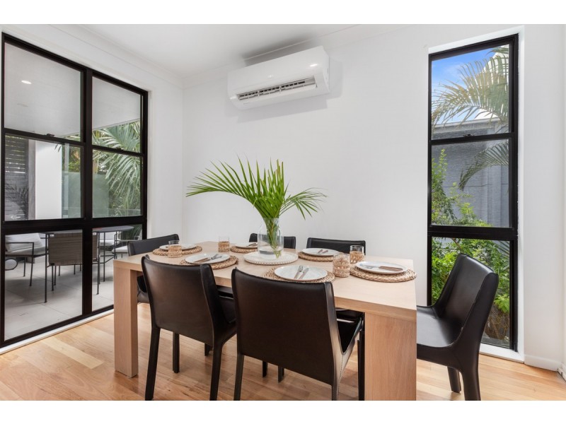 29 Redondo Avenue, Miami QLD 4220