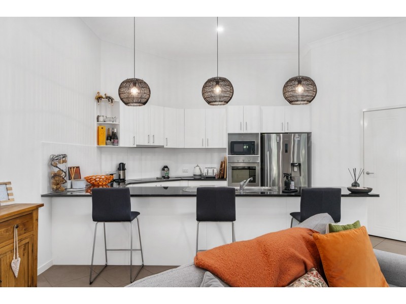 7014A The Boulevard, Benowa QLD 4217