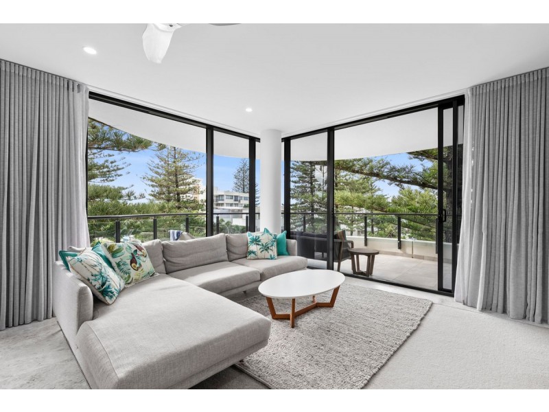 301/95 Old Burleigh Road, Broadbeach QLD 4218