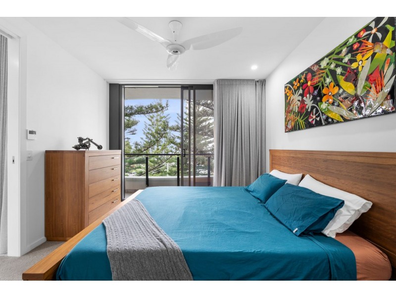 301/95 Old Burleigh Road, Broadbeach QLD 4218
