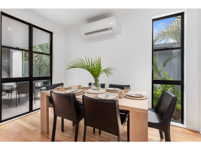 29 Redondo Avenue, Miami QLD 4220