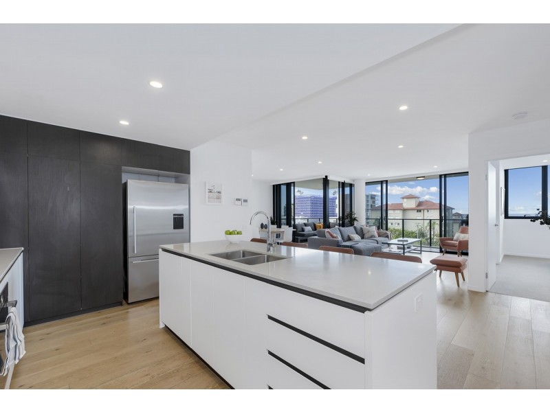 503/3-7 Twenty Fourth Avenue, Palm Beach QLD 4221