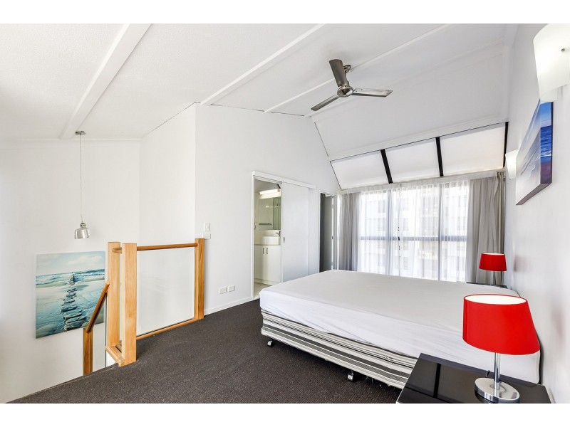 705/40 Surf Parade, Broadbeach QLD 4218
