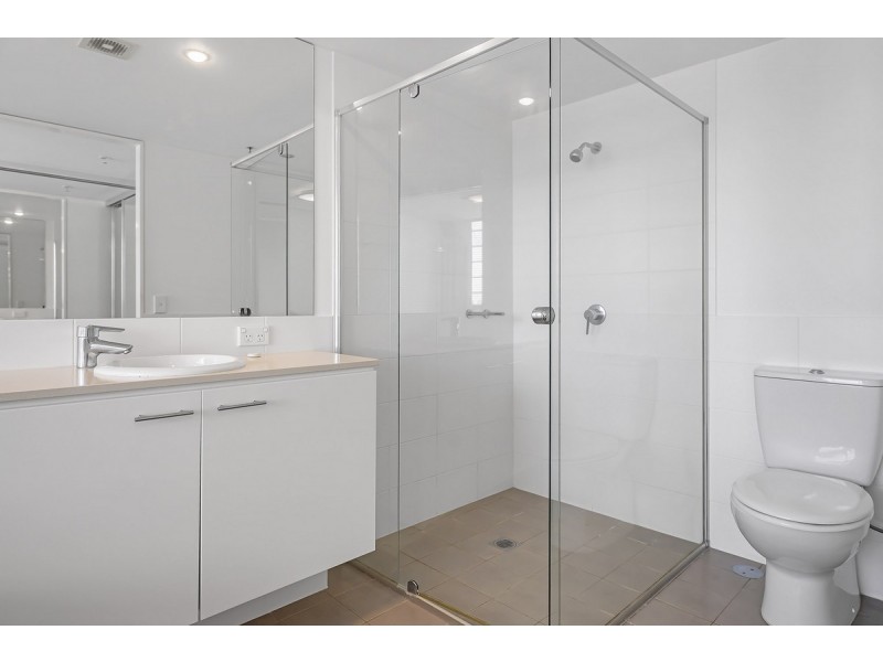 2704/33 T E Peters Drive, Broadbeach QLD 4218