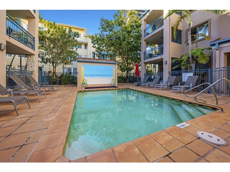 5/21 Peerless Avenue, Mermaid Beach QLD 4218