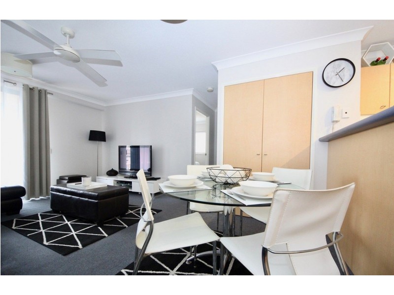 26/20-26 Anne Avenue, Broadbeach QLD 4218
