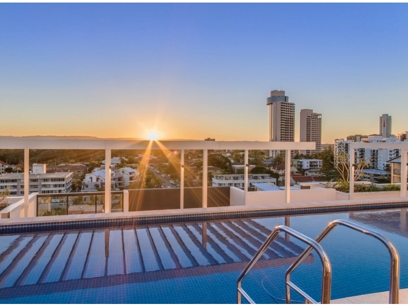305/95 Old Burleigh Road, Broadbeach QLD 4218