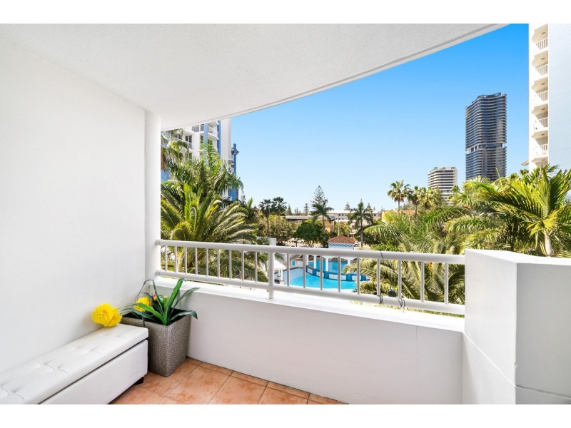 3035/2623-2633 Gold Coast Highway, Broadbeach QLD 4218