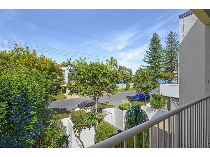 2/7 Sunset Boulevard, Surfers Paradise QLD 4217