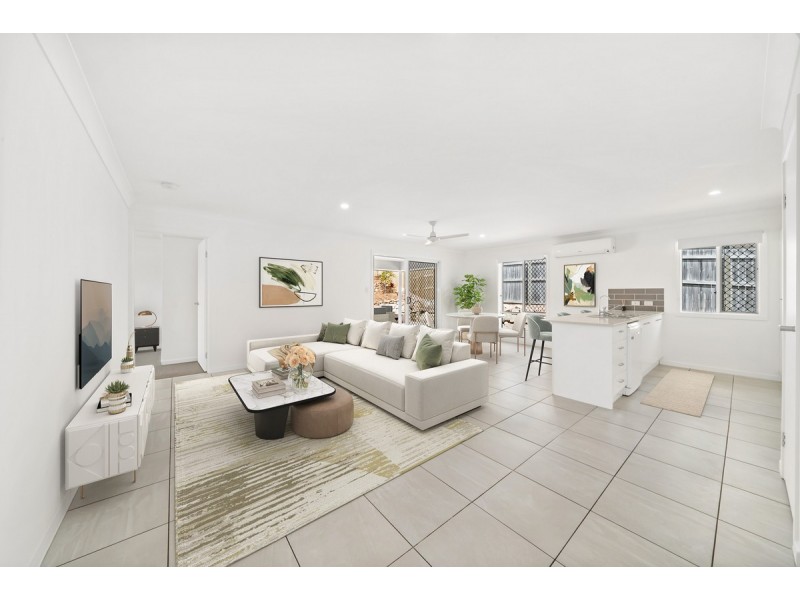 13 Sturt Street, Oxenford QLD 4210